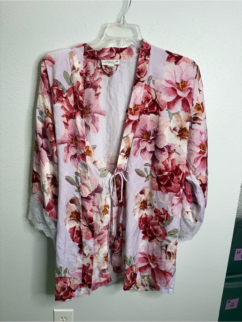 In Bloom By Jonquil Med/Large Floral Robe (no belt)